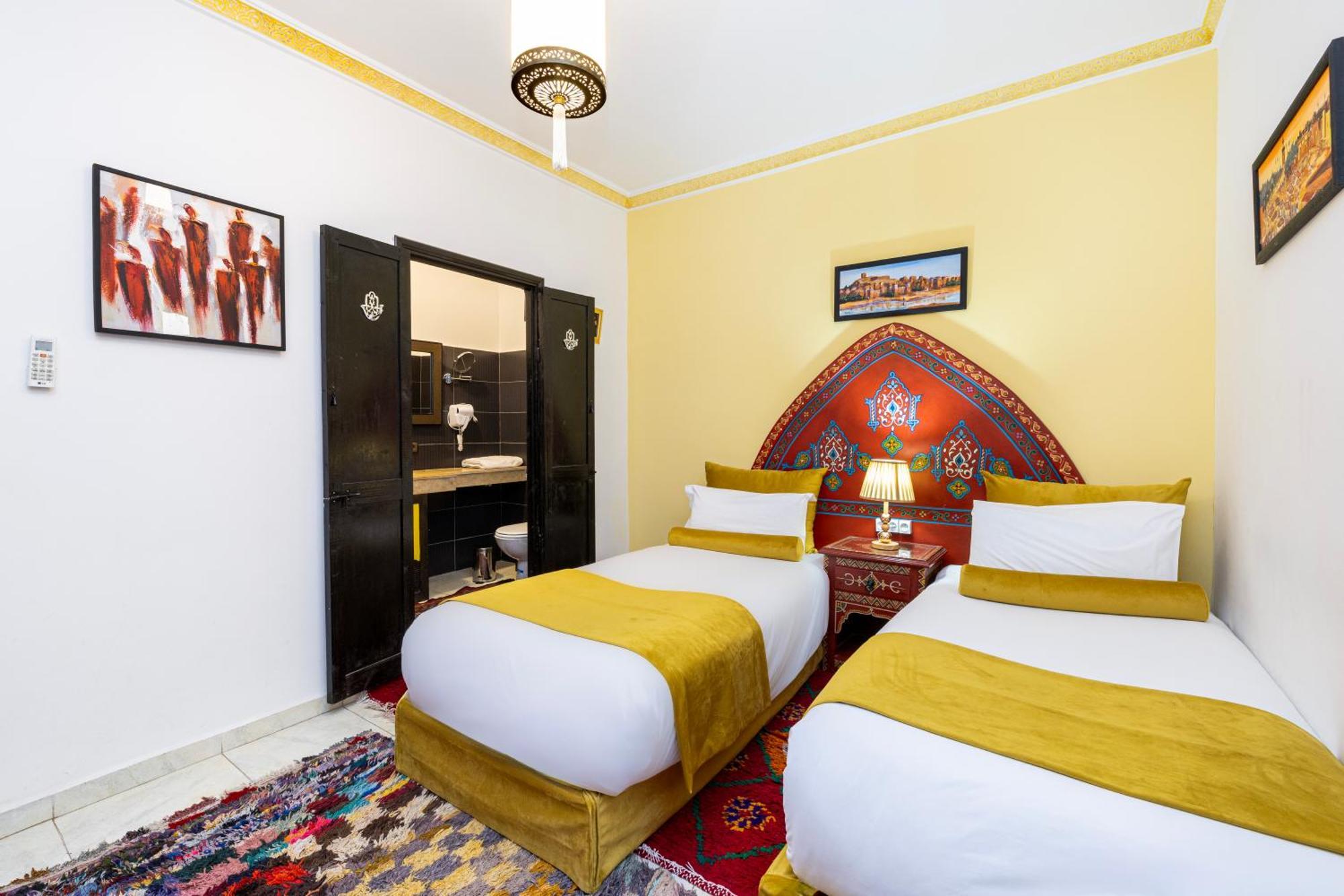 فندق مبيت وإفطار رياض لوزيا 4*